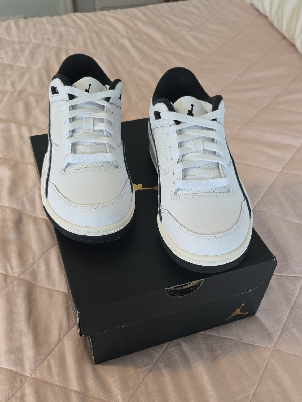 Nike Air Jordan Flight Court (GS) Black/White Sneakers In 6Y (New In Box)